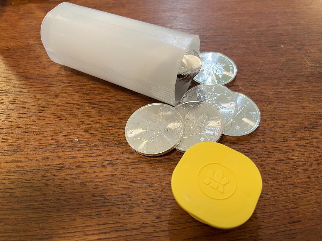 2020 カナダ　メイプル 銀貨　1オンス　38mm クリアケース付 新品未使用