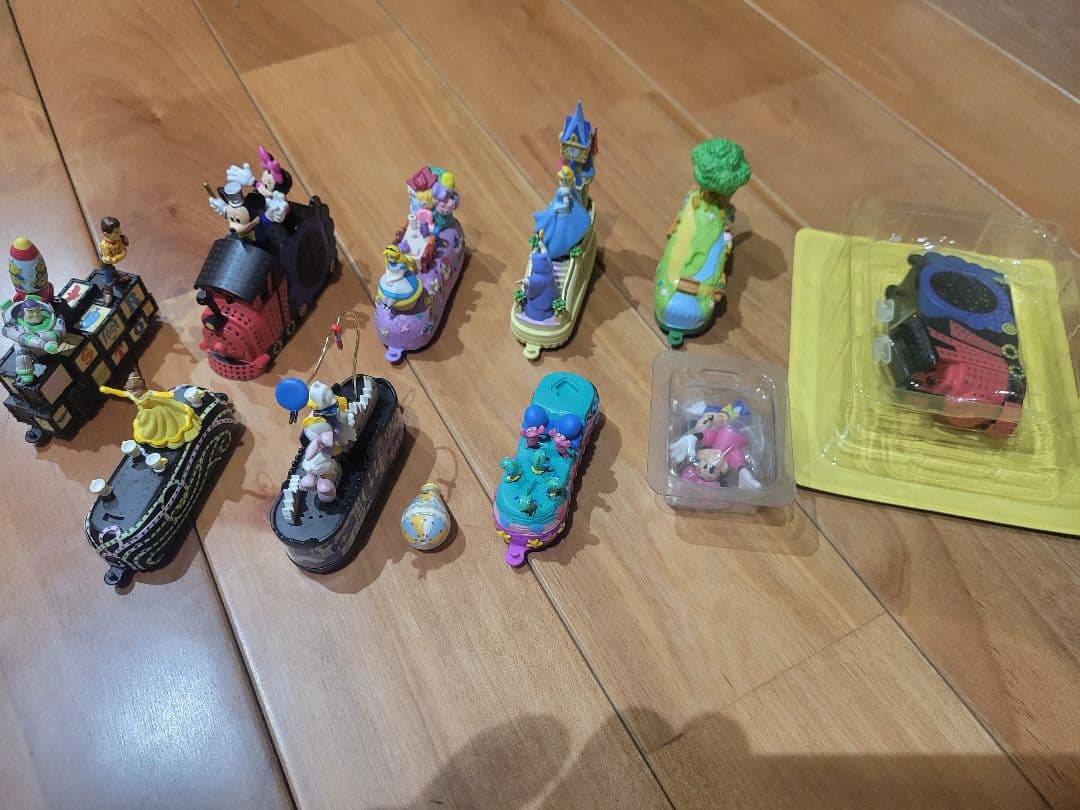 特価　デアゴスティーニ　ディズニーパレード　ワールドリゾート　ジオラマ