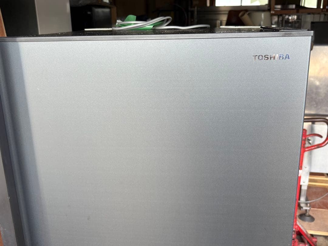 ☆GH212 冷凍冷蔵庫 東芝 GR-U33SC (KZ)　23年製 326L