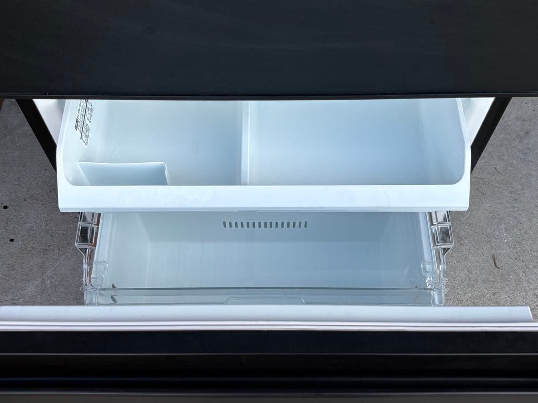 ☆GH212 冷凍冷蔵庫 東芝 GR-U33SC (KZ)　23年製 326L