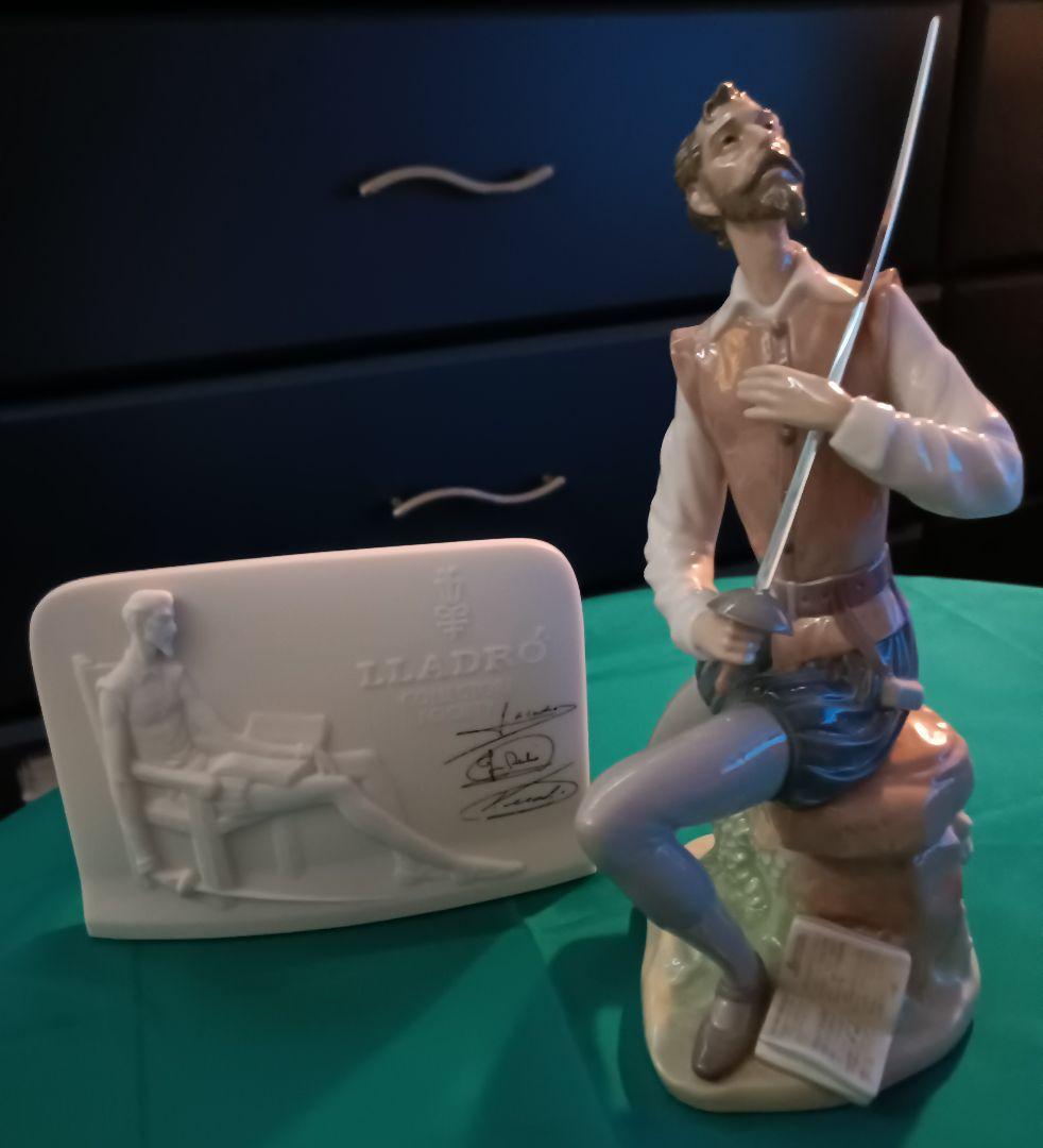 リヤドロ　LLADRO　ドン・キホーテ　スペイン　磁器　ロゴ入りスタンドセット