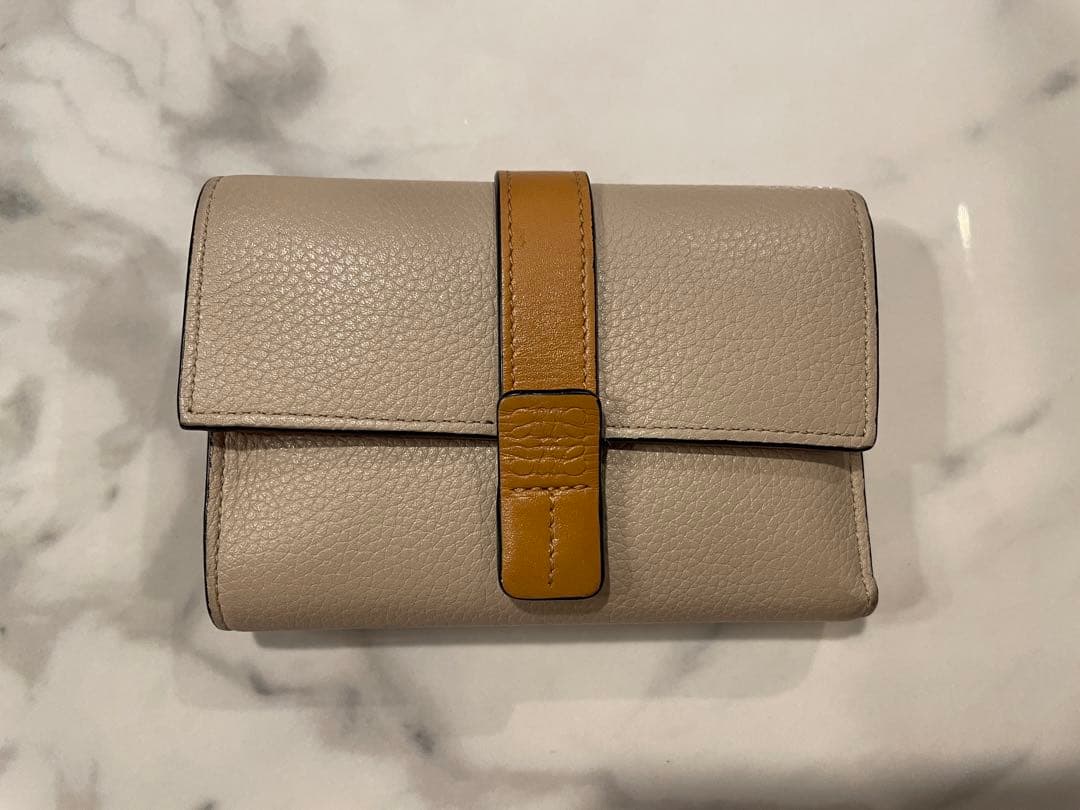 ロエベ　財布　バーティカルウォレット　スモール