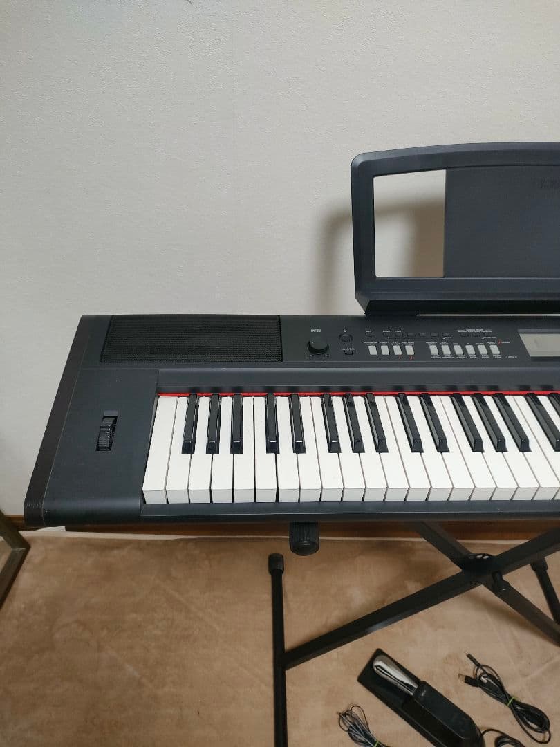 ヤマハ　電子ピアノ　76鍵盤　piaggero　NP-V80　スタンドは別売り