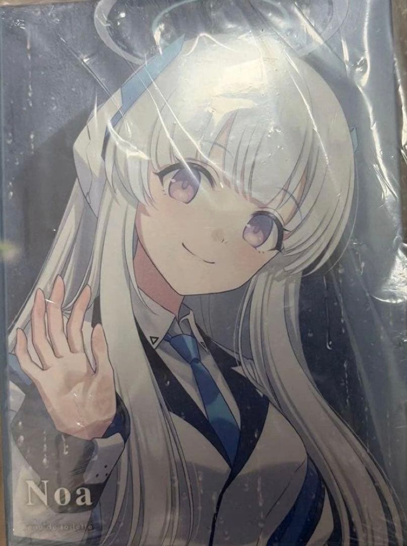 未開封 ブルアカ 生塩ノア 香水 アクリルパネル