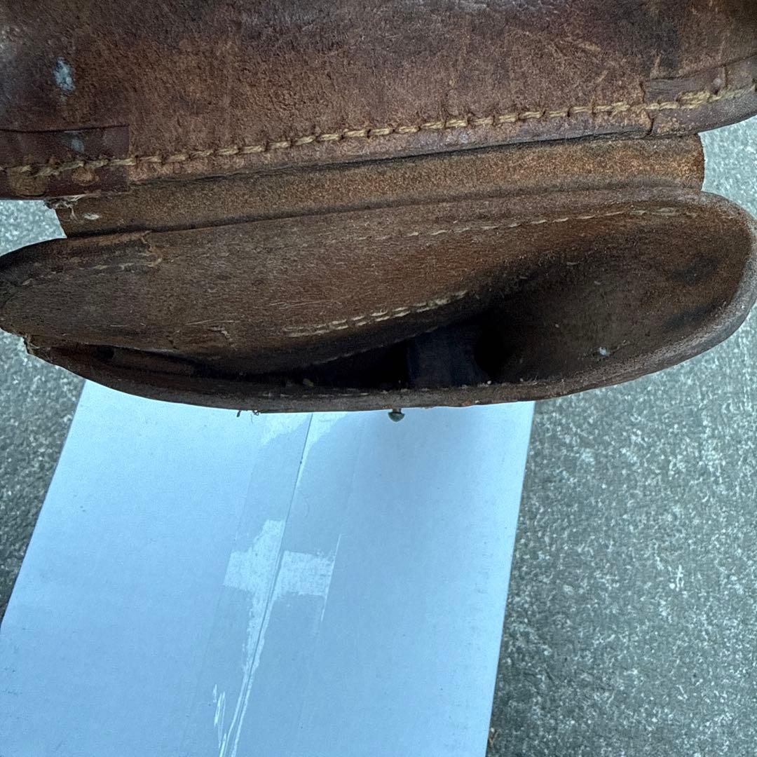 レザー製ホルスター 南部十四年式拳銃用の拳銃嚢