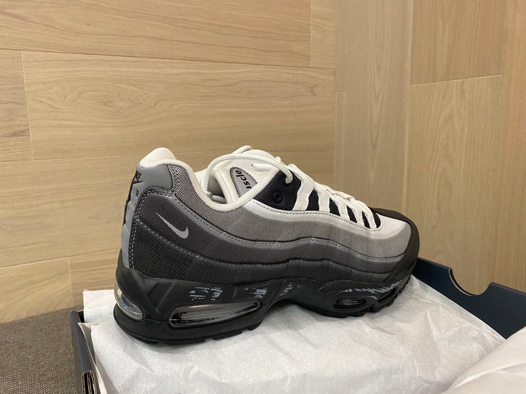 遊戯王×NIKE エアマックス　人気コラボサイズ28センチ!