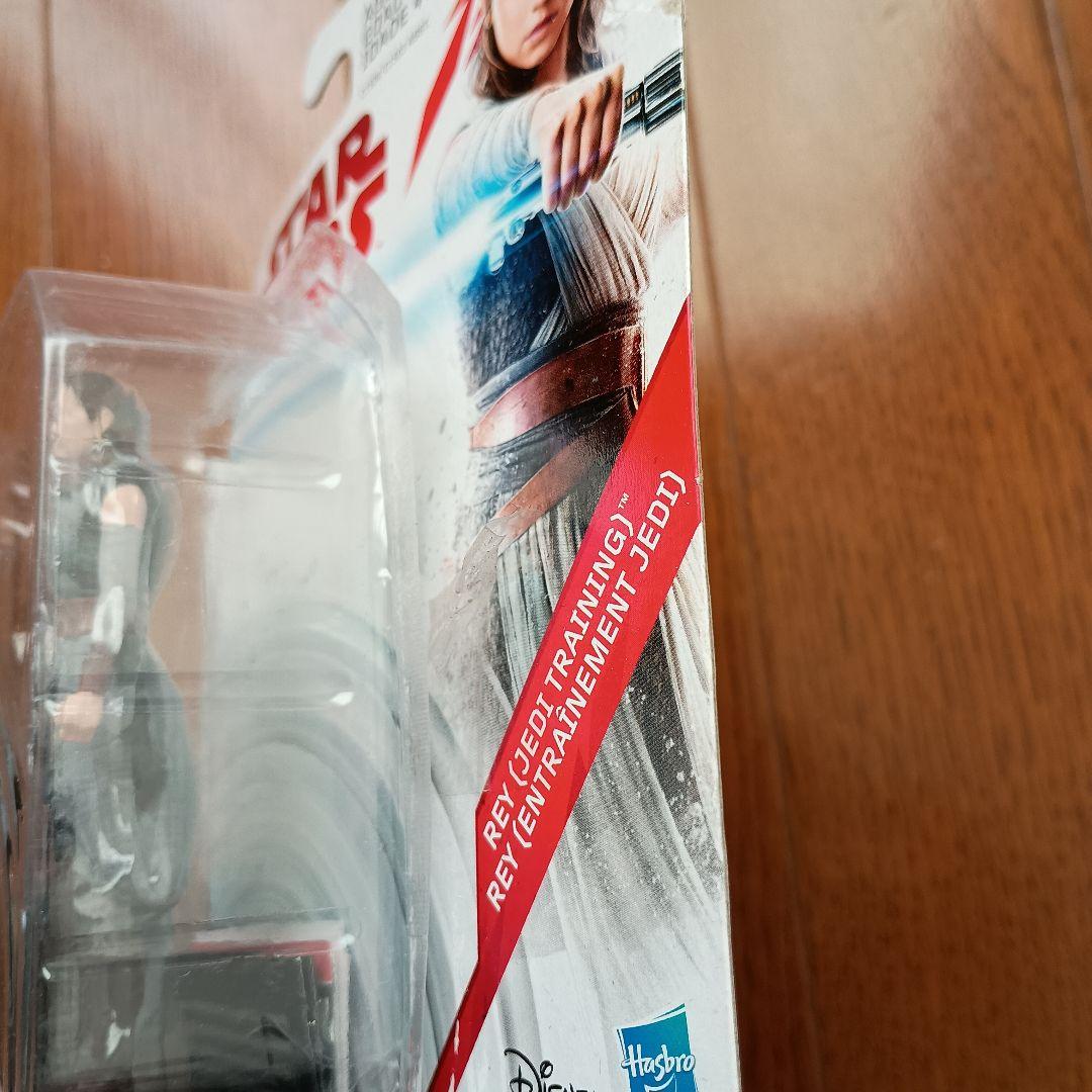 フィギュア　スター・ウォーズ　レイ　ジェダイトレーニング