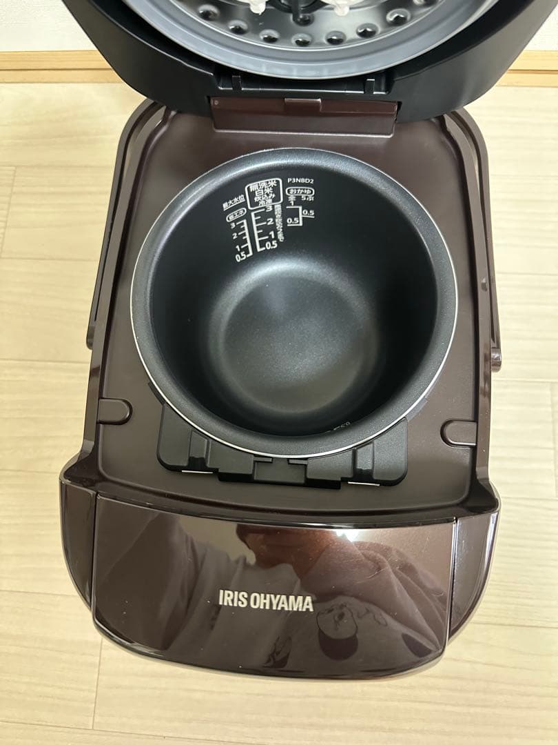 【新品同様】アイリスオーヤマ　圧力IH銘柄炊き　炊飯器　RC-PH30-T