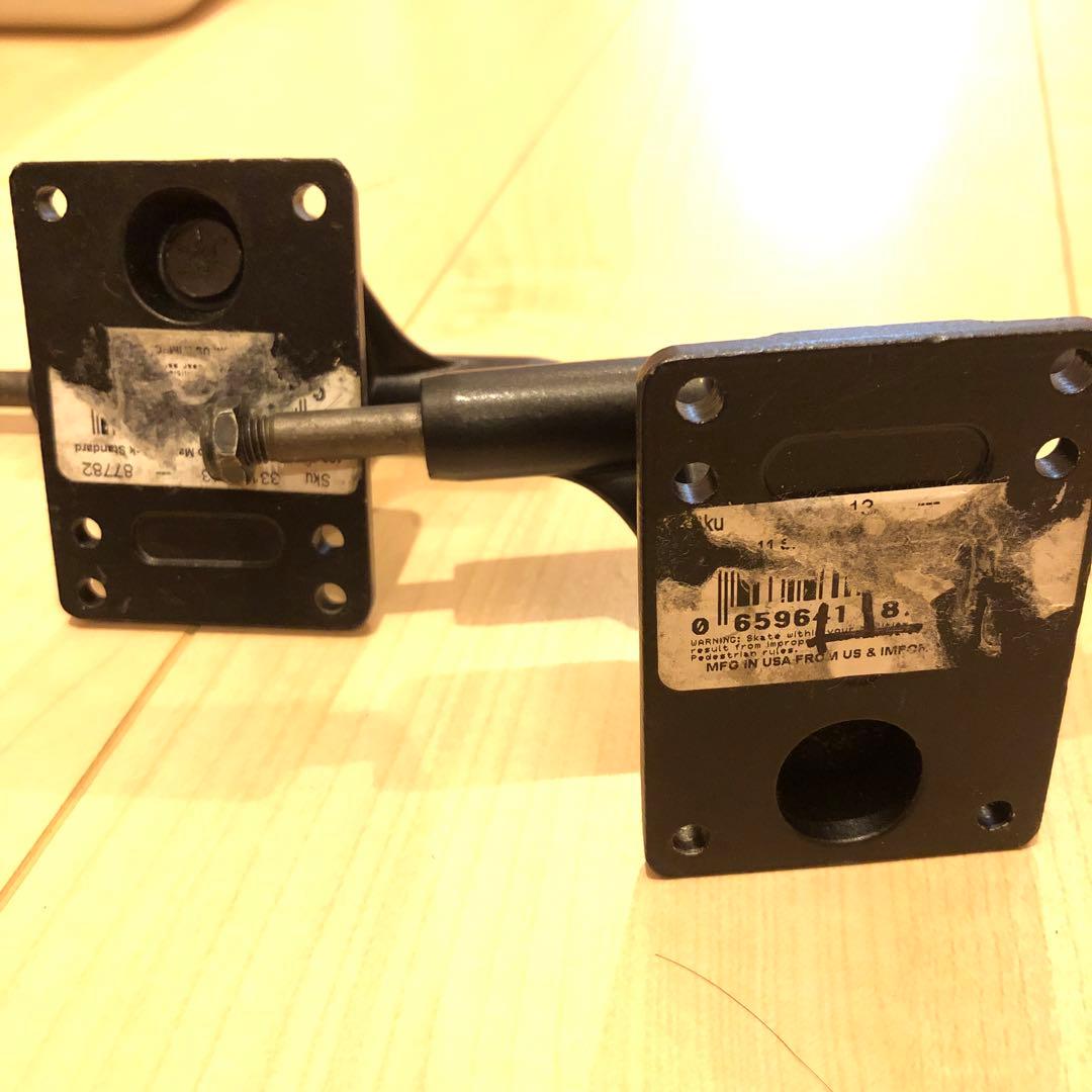 INDEPENDENT トラック109 ブラック　レア