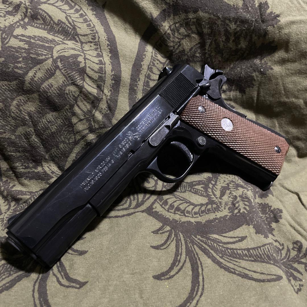 1911 ブラックモデルガン 　プラスチック製
