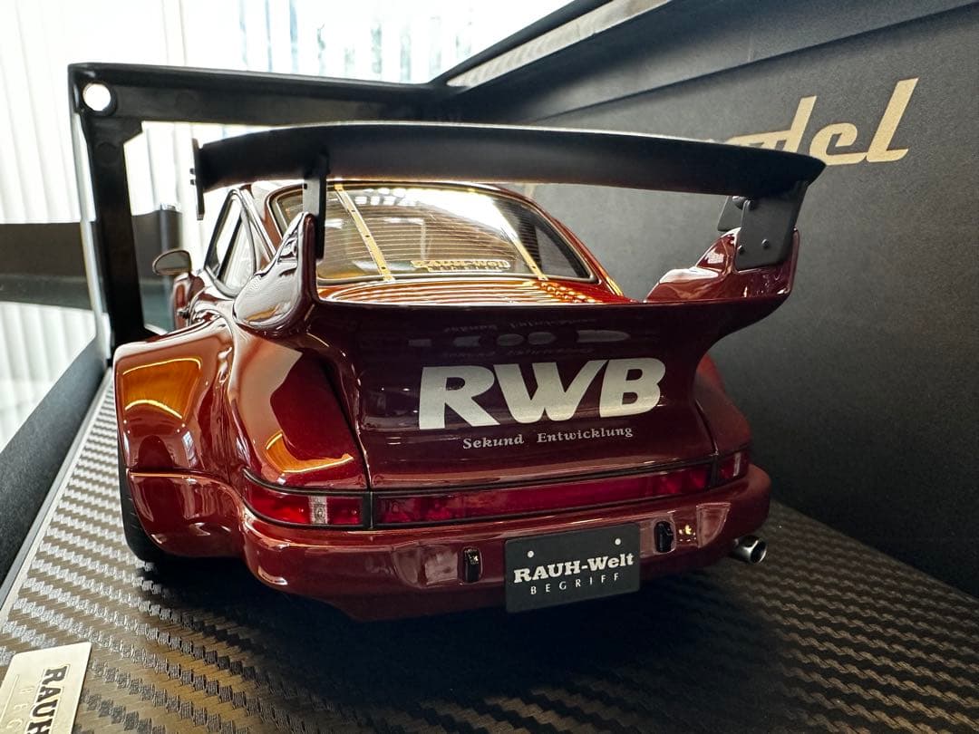 RWB930 ターボ ignition Model 1/18 ワイン
