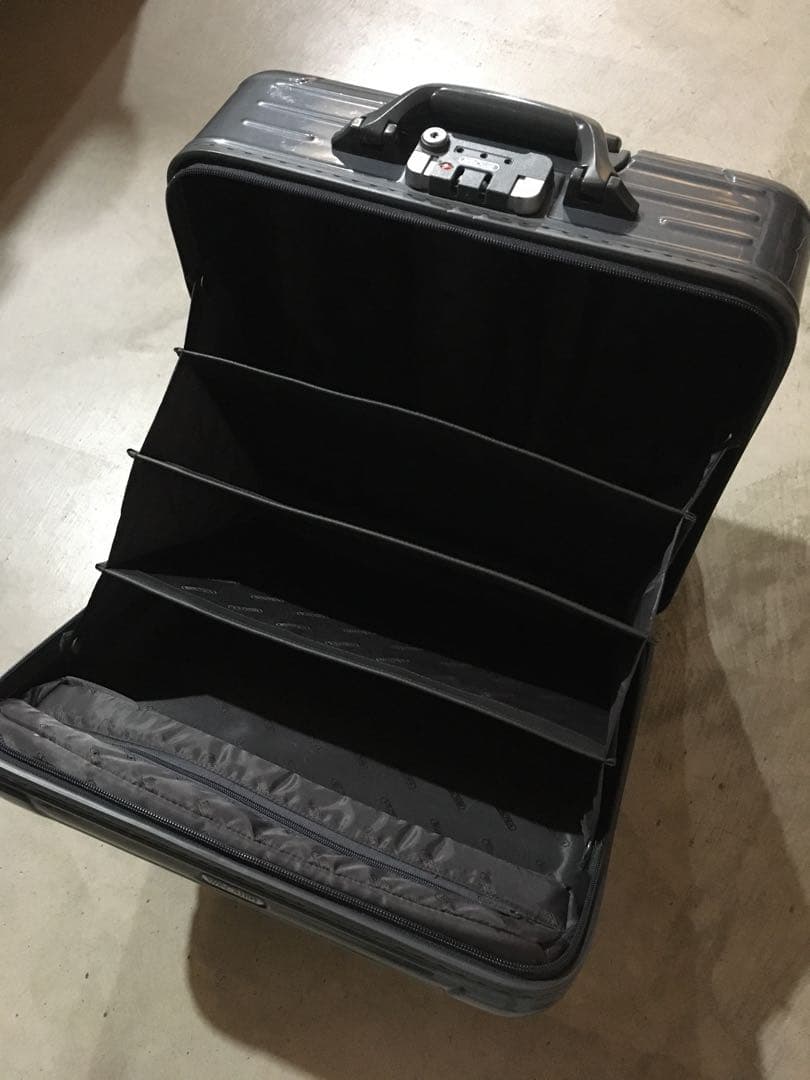早い者勝ち！　RIMOWA リモワ サルサ デラックス ビジネストロリー