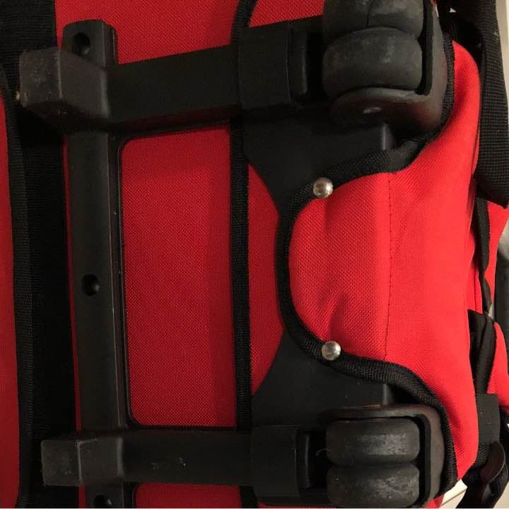 ワン子用キャリーバック、リックにもなります。両サイドポケット大有り。