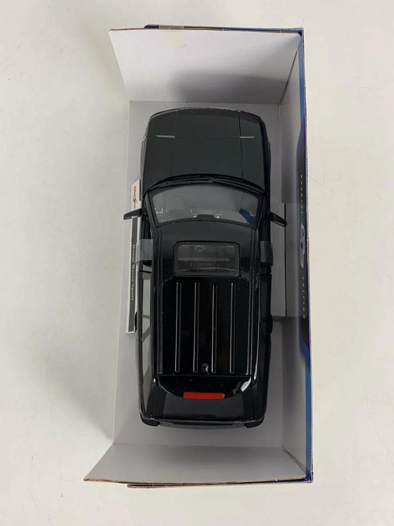 ランドローバー　レンジローバー　スポーツ　ミニカー　完成品　ブラック　1/18