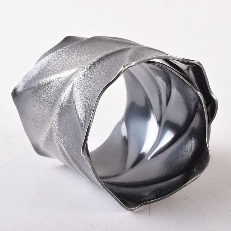 茶道具　風炉師　藤井宗喜作　唐銅　いぶし銀　一葉蓋置　共箱　C　R8189