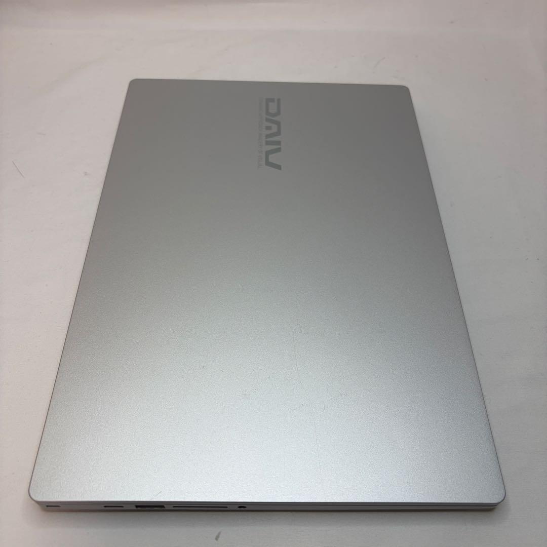 美品 DAIV 4P 11世代 i7 32GB 512GB WUXGA オフィス