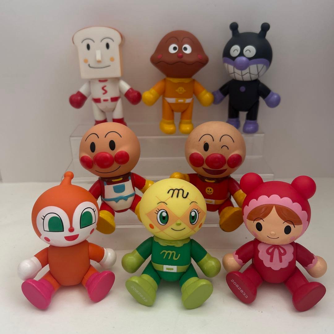 アンパンマン　わいわいタウンドール　8体セット　フィギュア