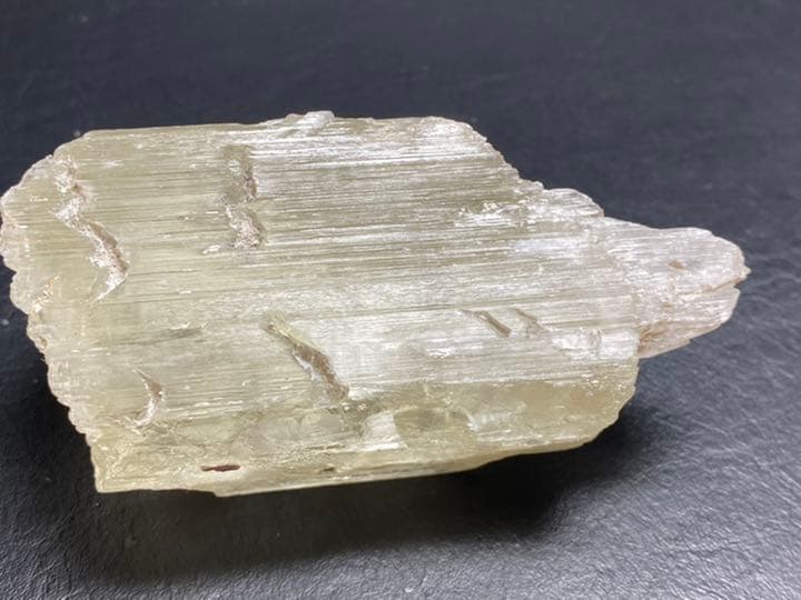 クンツァイト　213g