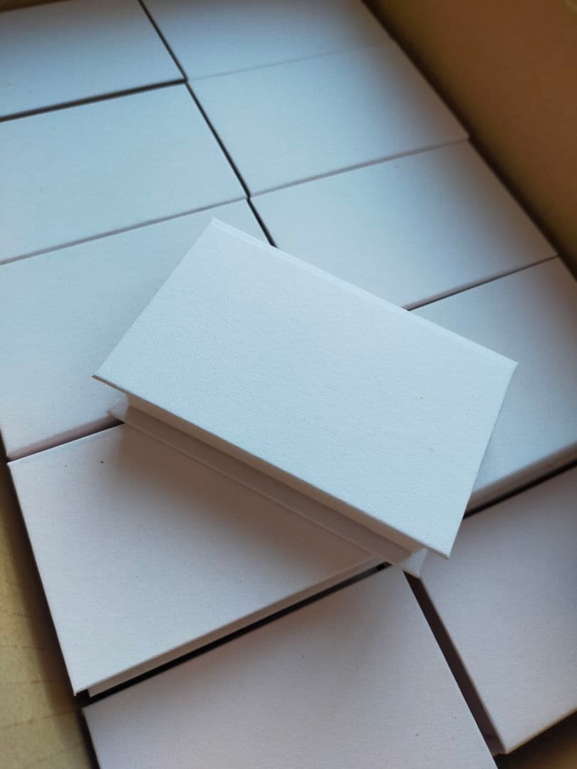 ライトピンク ギフトボックス 約10cm x 7cm 100個