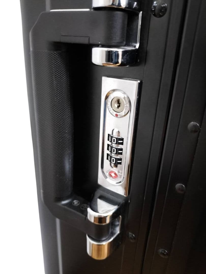 【美品】 ZERO HALLIBURTON 95L 4輪 TSAロック付き