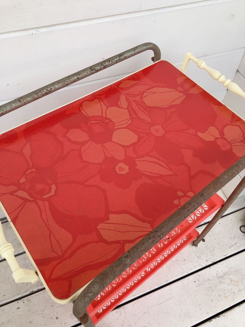 ヴィンテージ　ワゴン　キャスター　三段飾り棚　レトロポップ