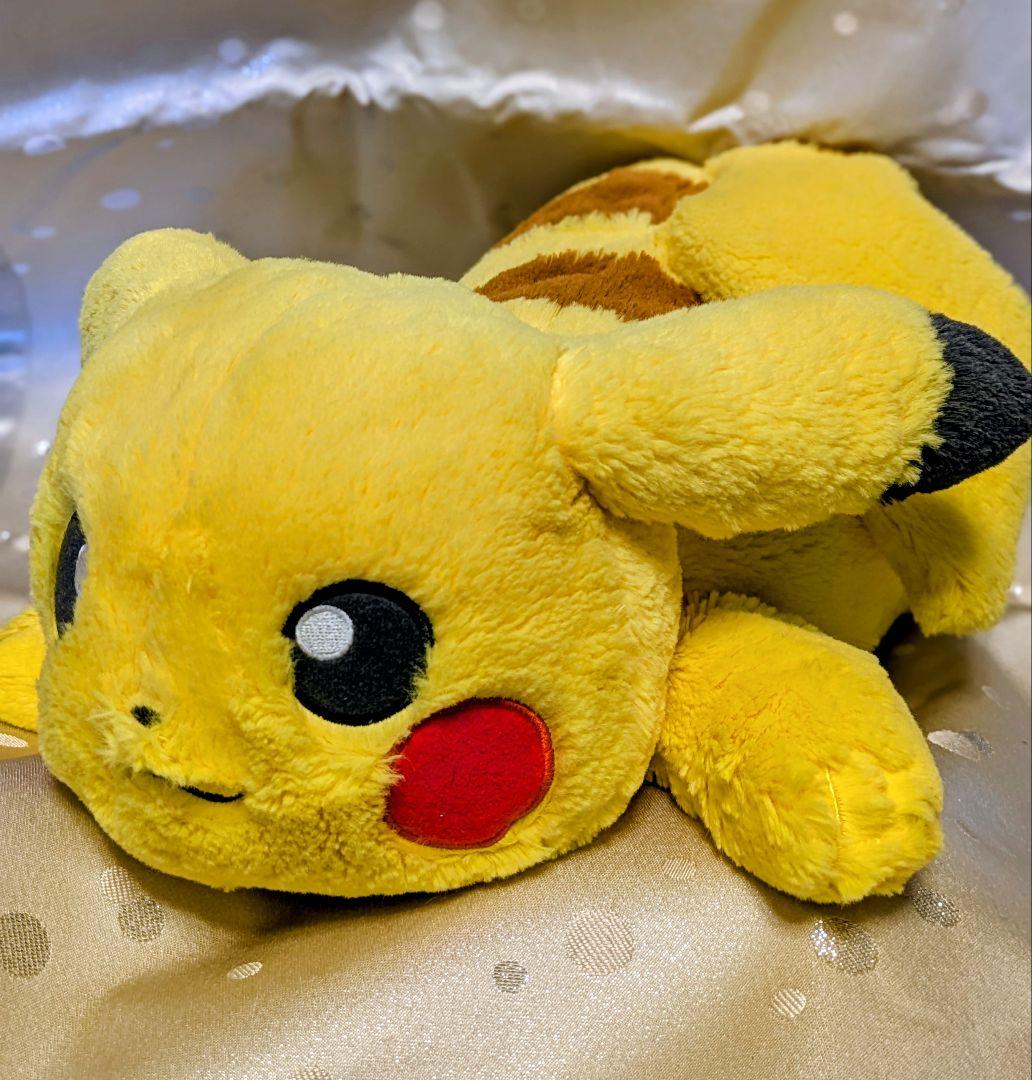 ポケモンセンターオリジナル ピカチュウ ふわふわ抱きぬいぐるみ