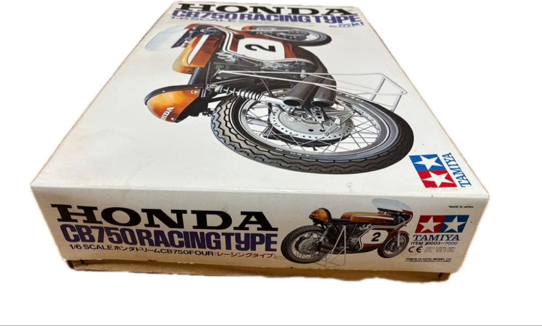 M*i様 Honda ドリーム CB750 FOUR レーシングタイプ1/6 未