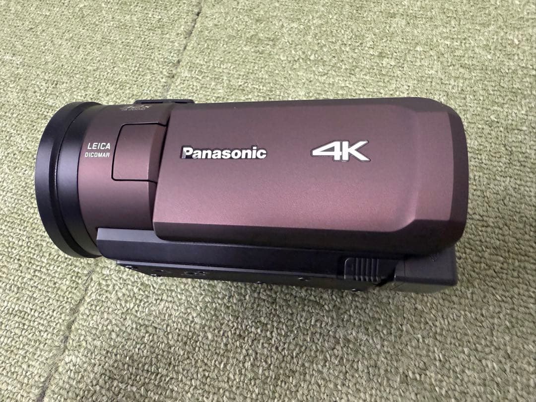 ビデオカメラ HC-VX1M