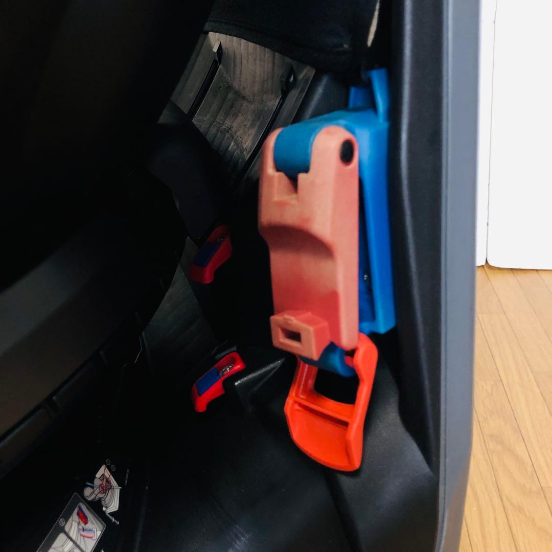 美品 コンビ　チャイルドシート　ネセルターンネクスト 360°ターン 新生児〜