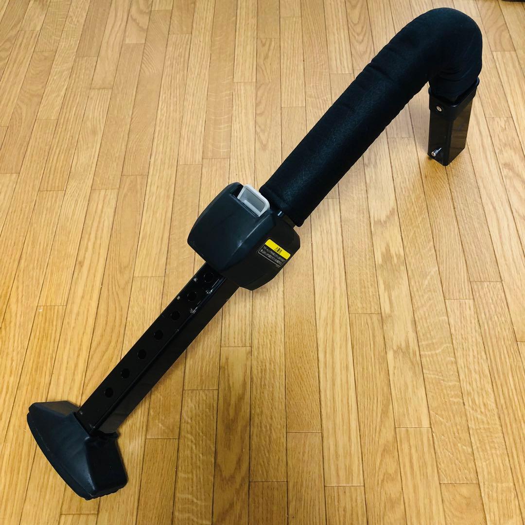 美品 コンビ　チャイルドシート　ネセルターンネクスト 360°ターン 新生児〜