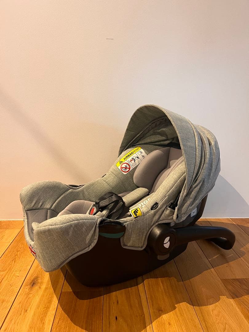 美品　チャイルドシート カバーは未使用品　i-Snug2 アイスナグ2 R129