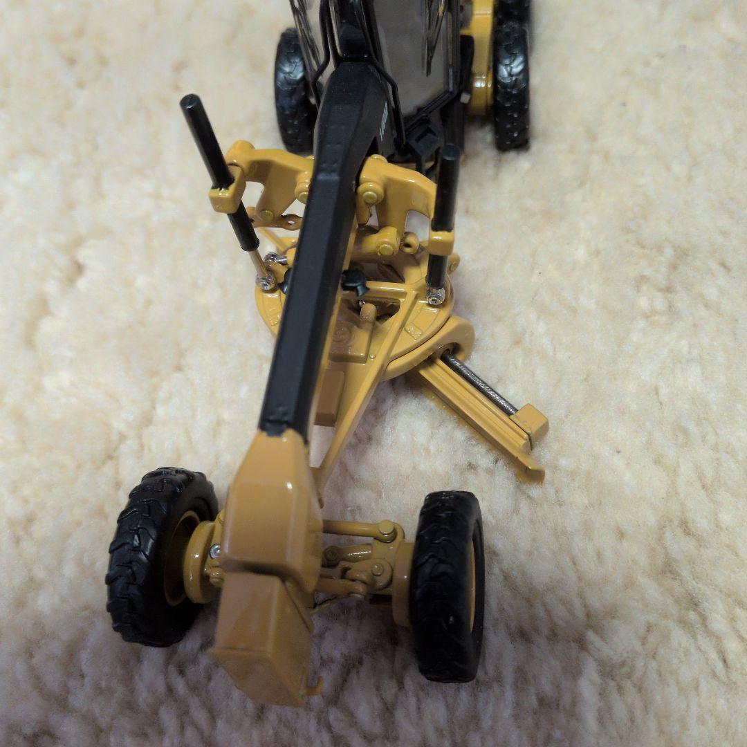 【値下げ】CAT 140M ミニカー 1/50