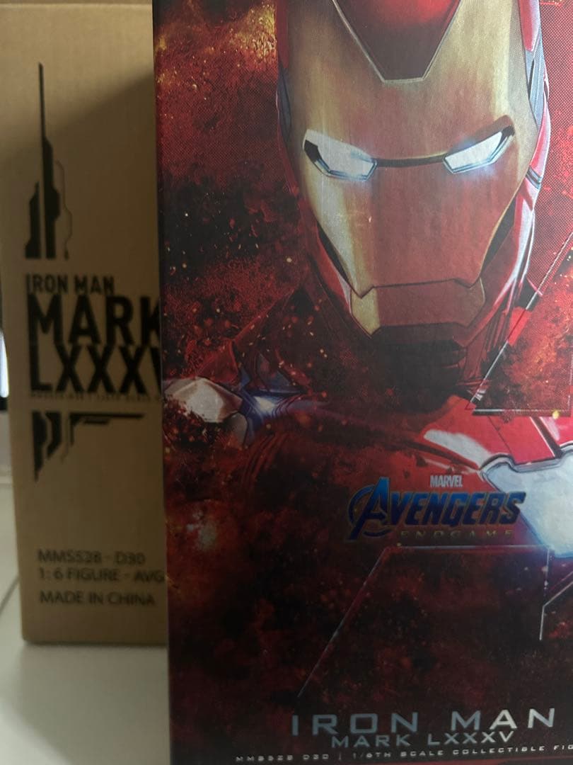 hottoys アイアンマン マーク85