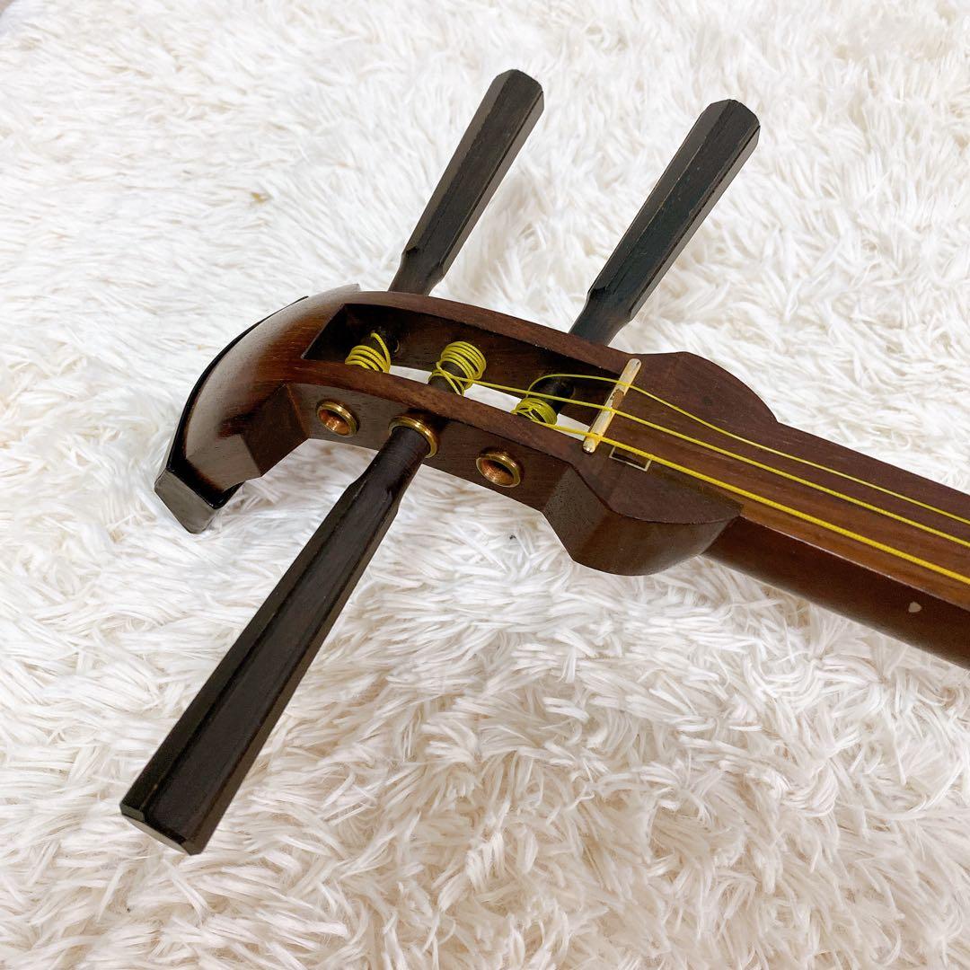 三味線本体 太棹 【ハードケース付き 付属品多数】