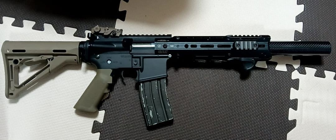 東京マルイ　AR電動ガン