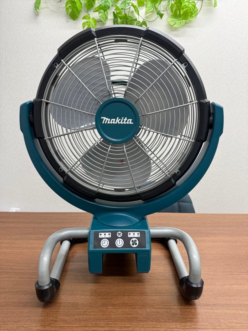 マキタ 充電式扇風機 CF300D