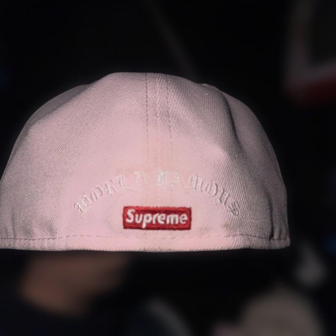 supremeキャップ　ピンク