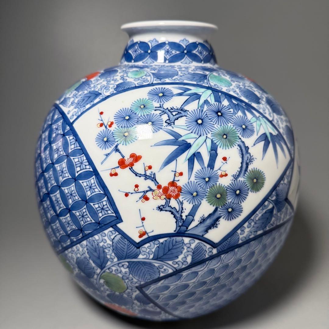 名工　市川忠山　作　色鍋島花瓶　桃　松竹梅　花草　七宝　青海波　鍋島藩　26cm