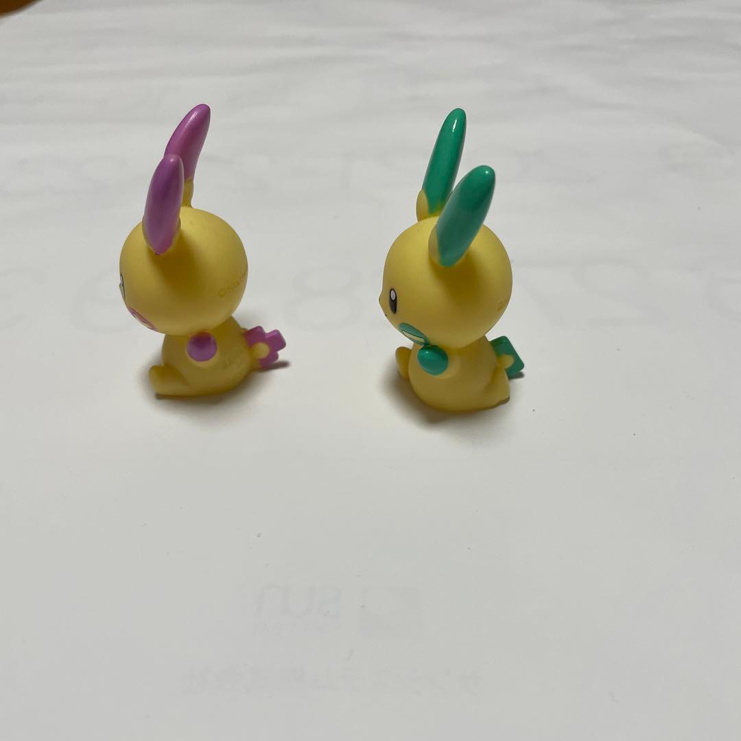 ポケモン　指人形　プラスル、マイナン　色違い