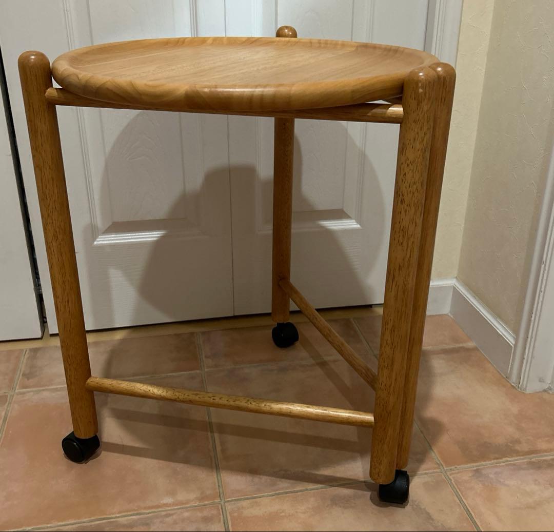 【manikoさま専用】北欧デザイン 木製　サイドテーブル キャスター③付き