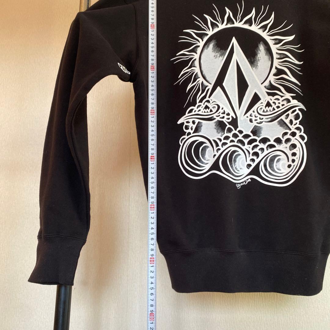 Volcom 太陽と波のグラフィックパーカー