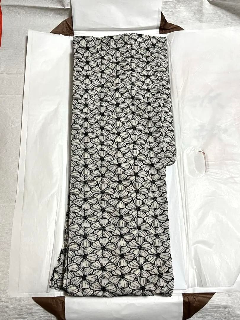 hulahulagirlさま専用　ハナミズキ　アイボリー