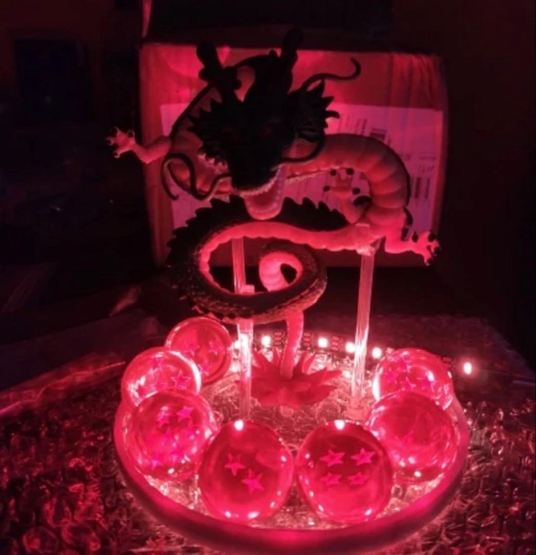 【新品未使用】ドラゴンボールシェンロン神龍光るフィギュア！！