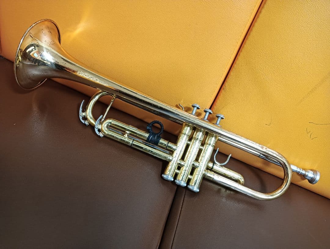 YAMAHAトランペットYTR-3325赤ベル