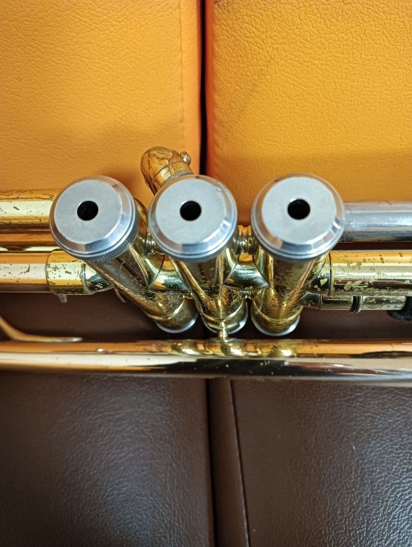 YAMAHAトランペットYTR-3325赤ベル