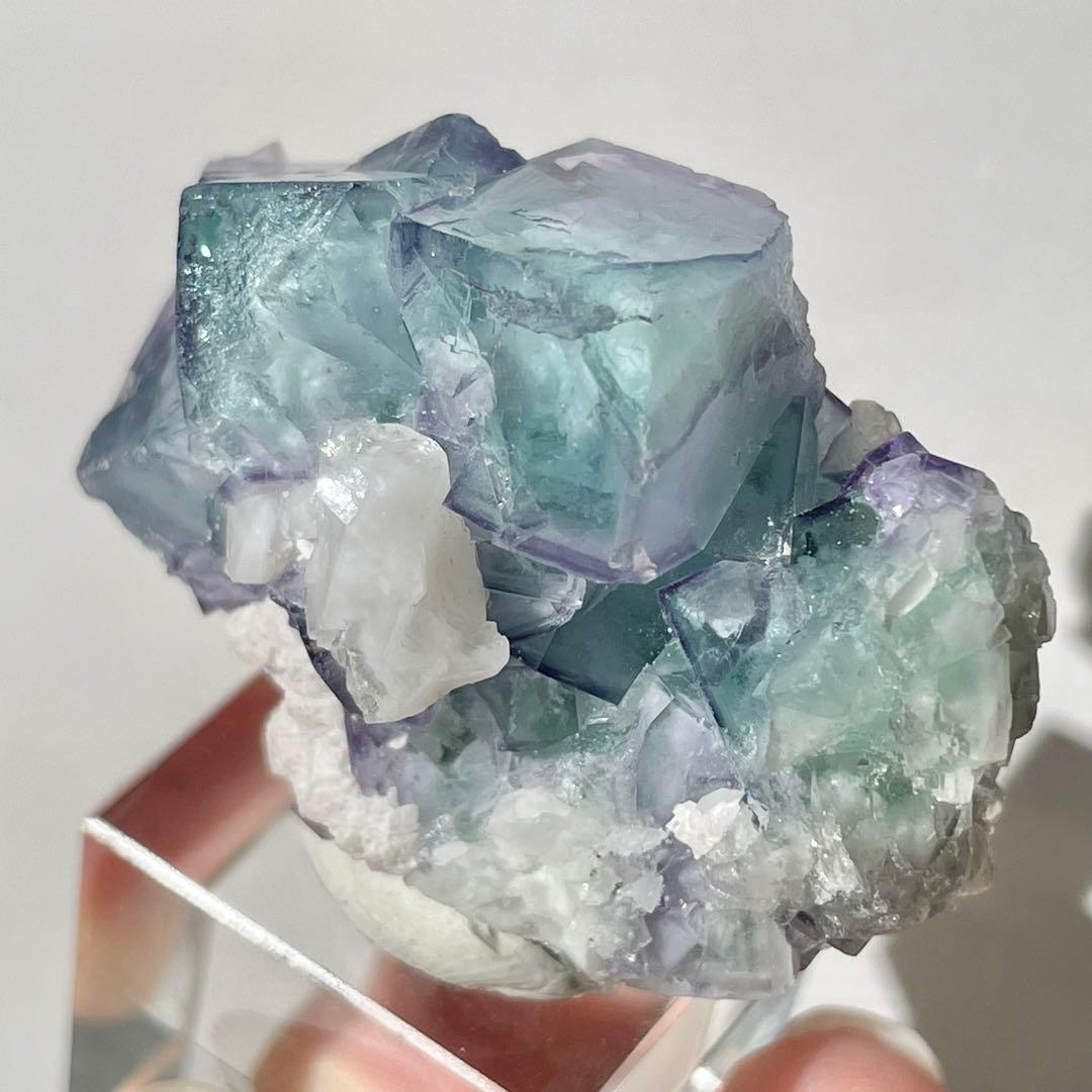 391 中国　ヤオガンシャン産　ポーセリンフローライト