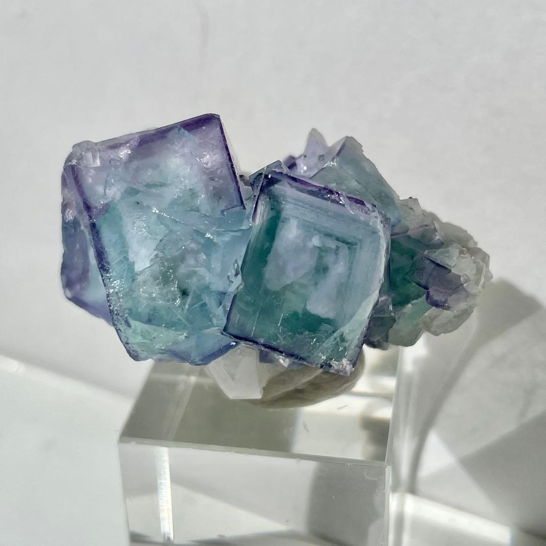 391 中国　ヤオガンシャン産　ポーセリンフローライト