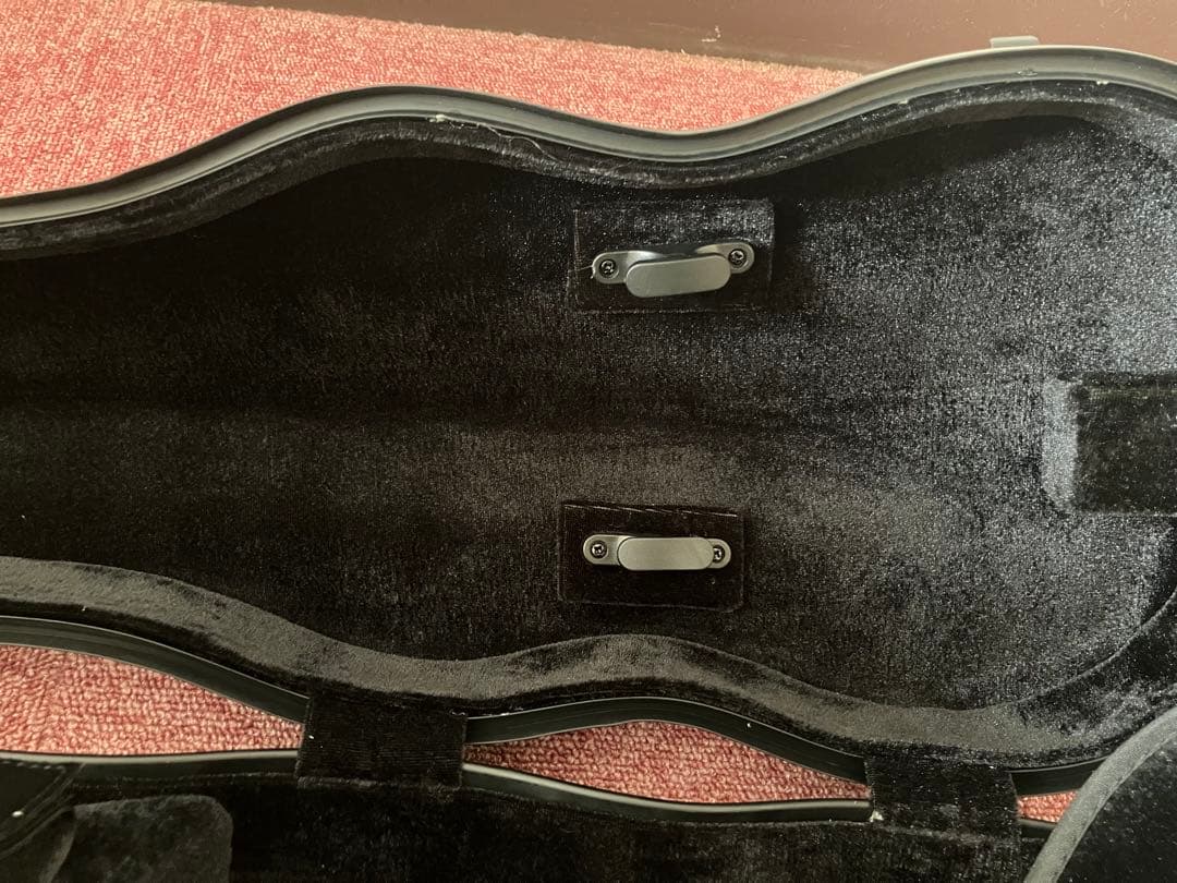 1/4・1/2対応　カーボンファイバー製バイオリンケース