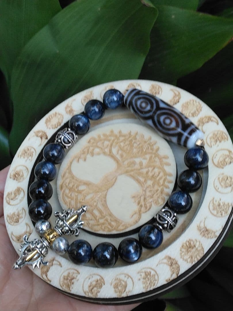 龍神・九眼と共に三大天珠Ⅲ白龍眼天珠ブレスレット❇梵字⭐護符霊符強力