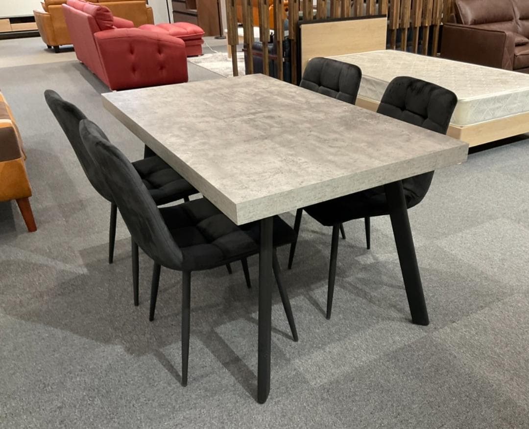 ダイニングテーブルセット　４人掛け　グレー　新品　GY/BK